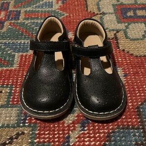 Mini Boden Leather T-Bars Black 8.5 toddler
